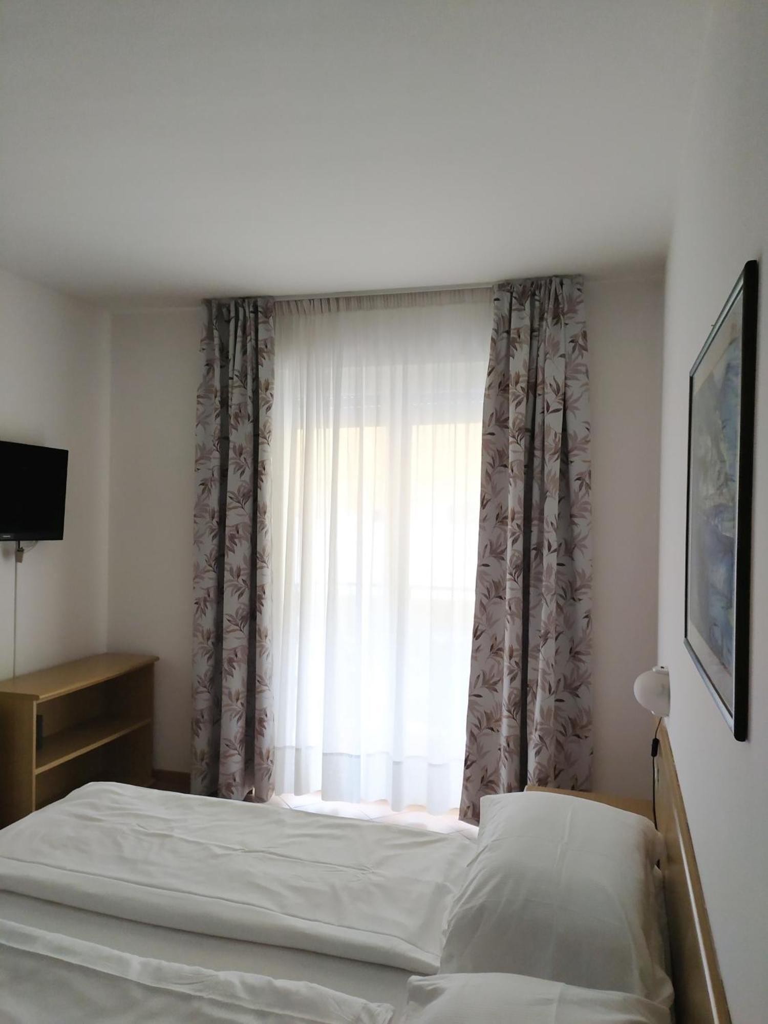New Garden Hotel Torbole Sul Garda Exterior foto