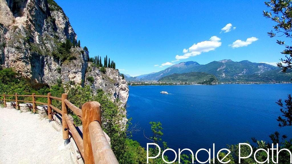 New Garden Hotel Torbole Sul Garda Exterior foto